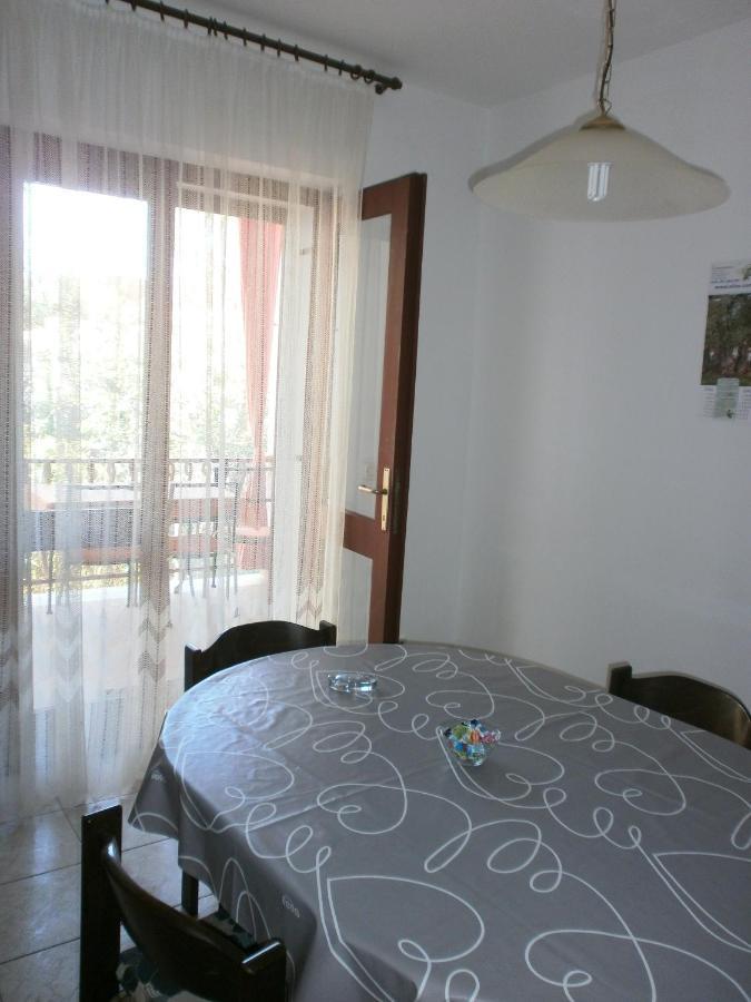 Apartments By The Sea Podgora, Makarska - 12326 Exterior foto